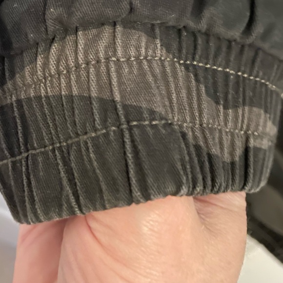 Design Lab Camouflage High-Rise Cotton Jogger Pants Size Small EUC - Picture 6 of 10